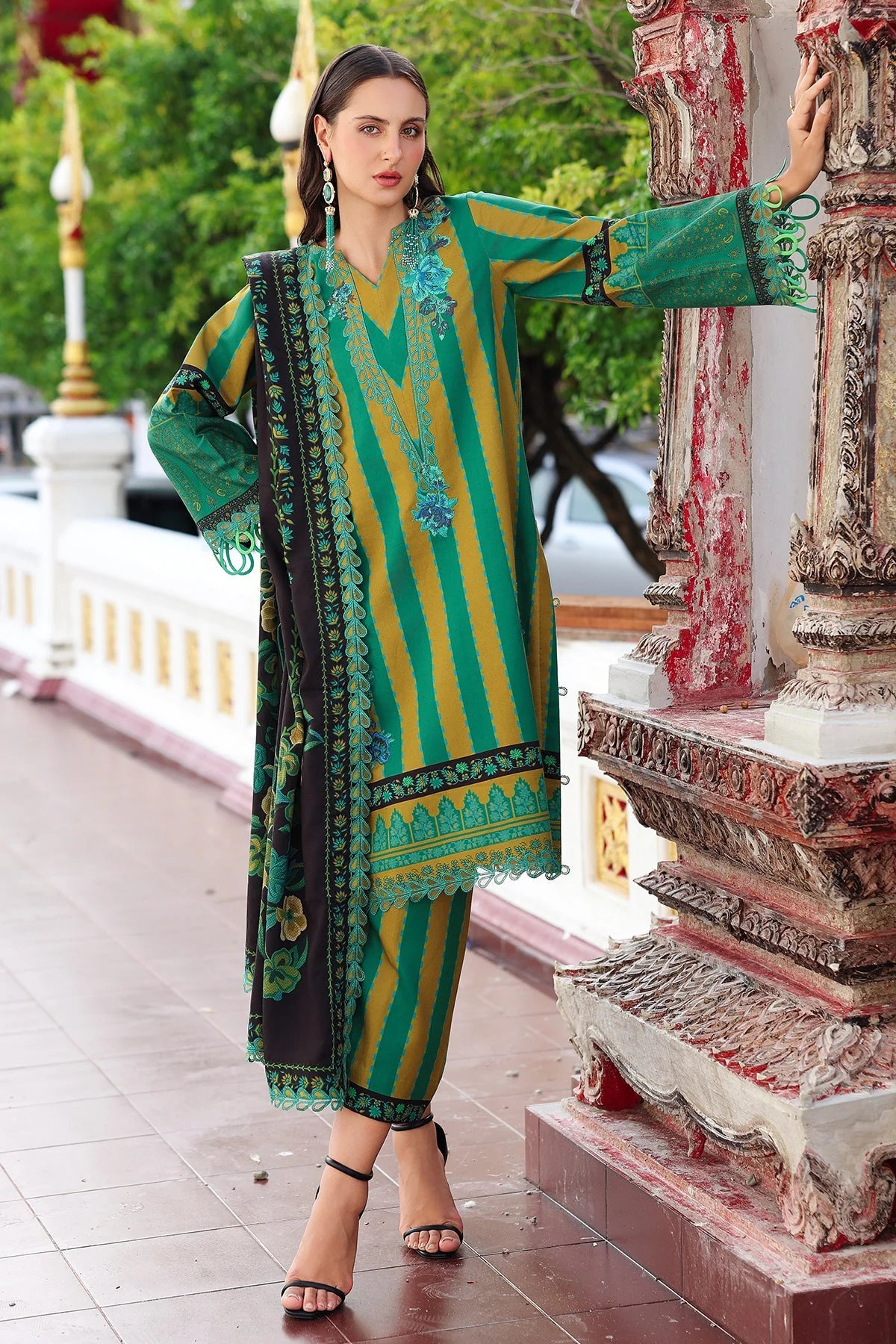 3-PC Embroidered Linen Collection ANW6-03 P - Image 3