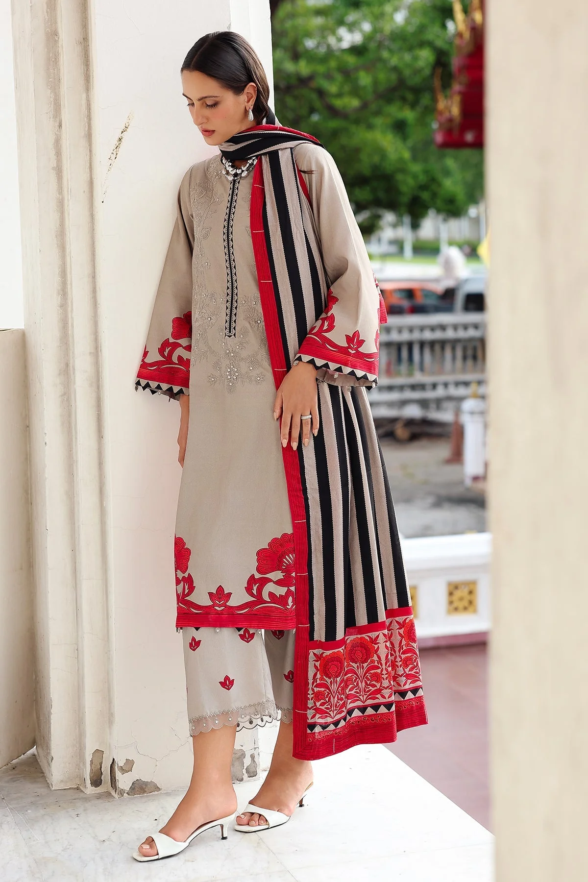 3-PC Embroidered Linen Collection ANW6-08 - Image 3