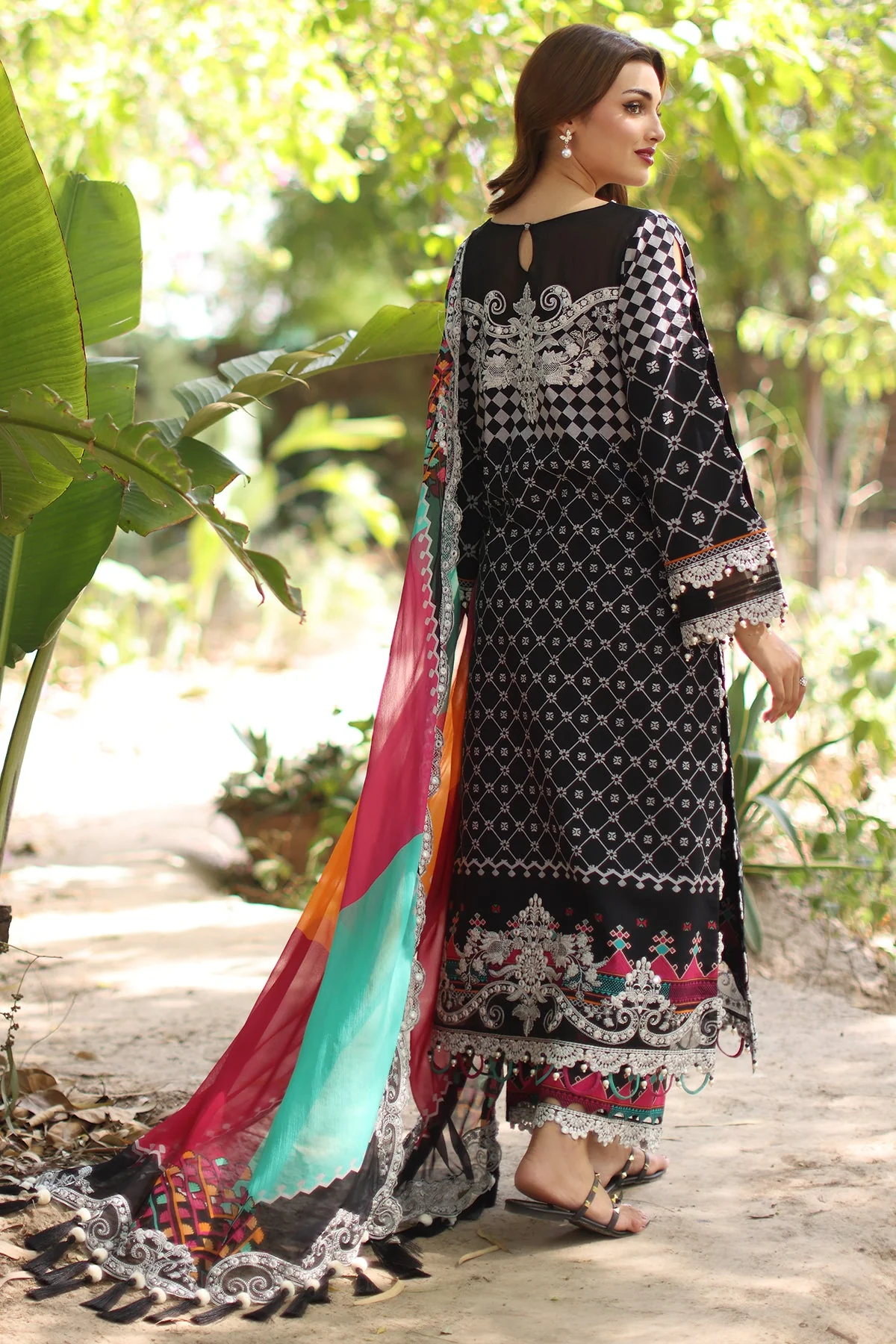 3-PC  Embroidered Lawn Collection CH6-17 PSOK - Image 3