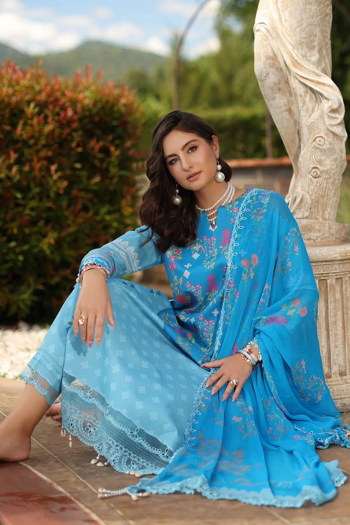3-PC  Embroidered Lawn Collection CH6-19 PSOK - Image 5