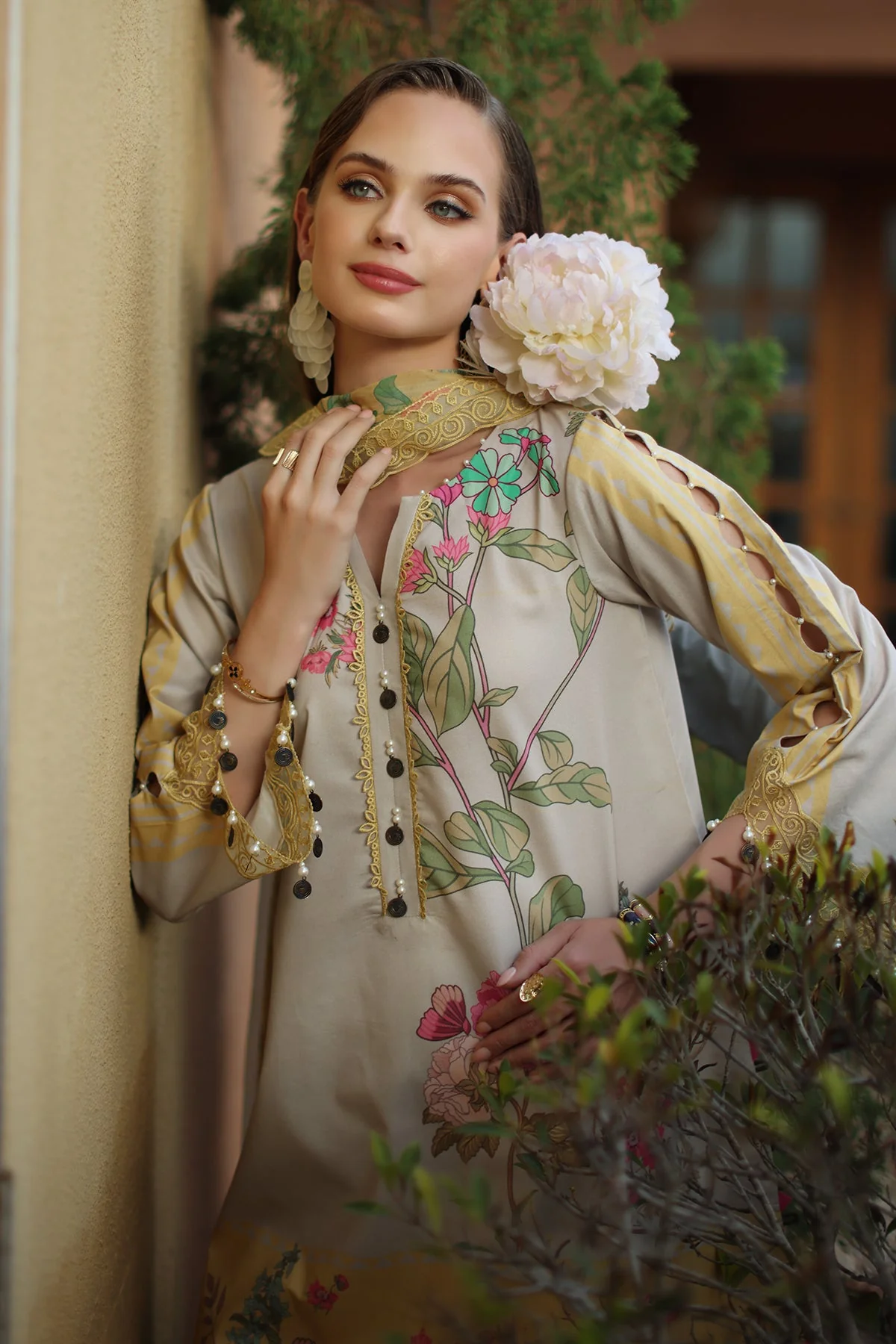 3-PC  Embroidered Lawn Collection CH6-20 PSOK - Image 5