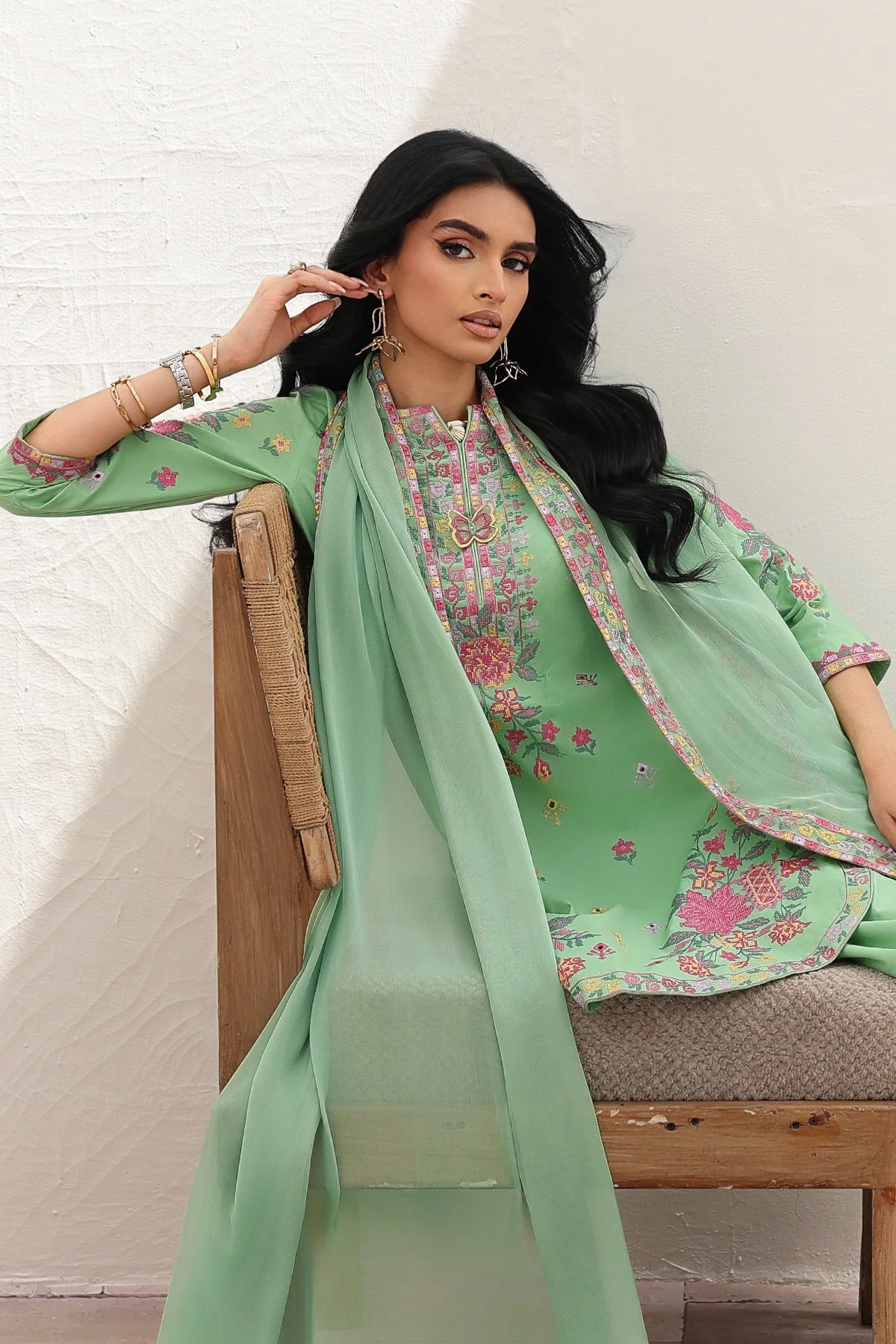 3-PC Stitched Embroidered Lawn Collection CNP-6-218 - Image 6