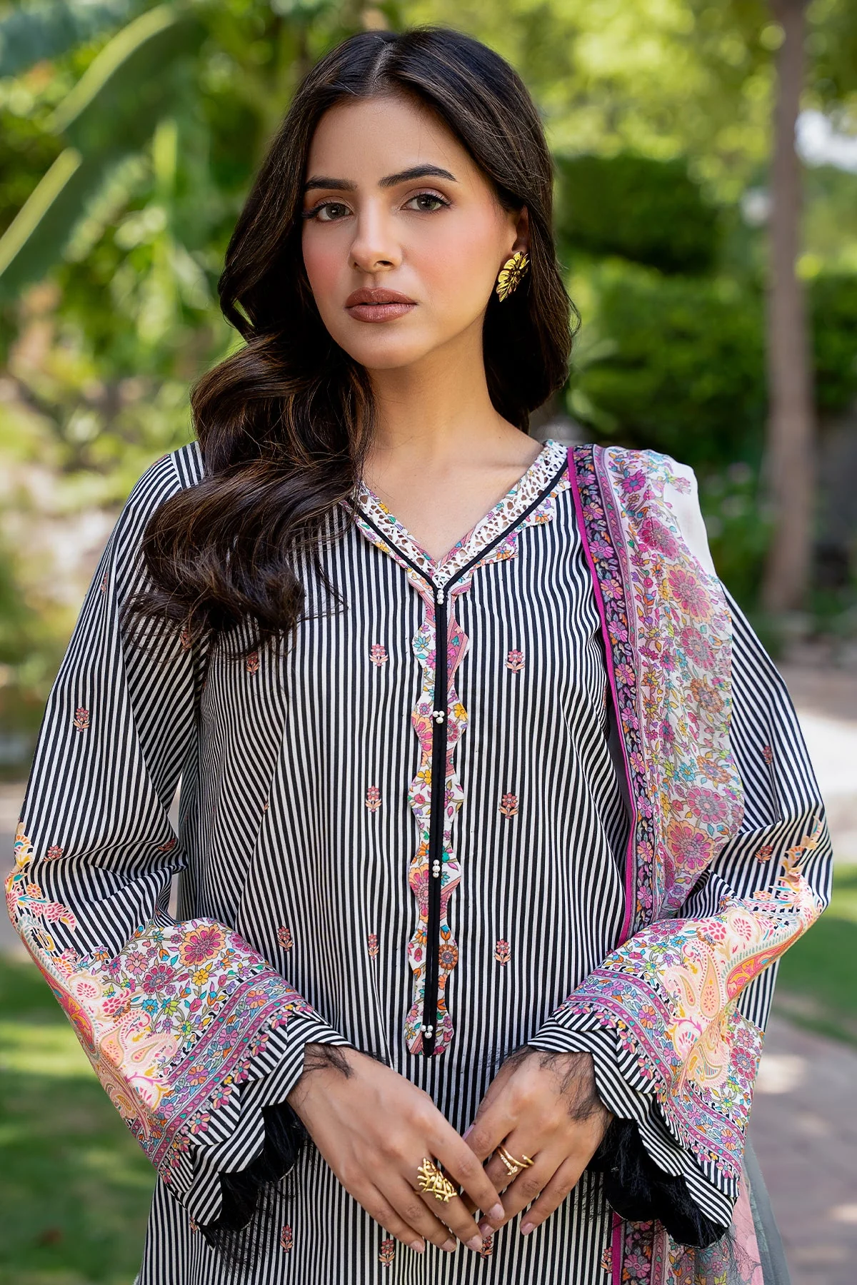 3-PC Printed Lawn Suit CP6-22 PSOK - Image 2