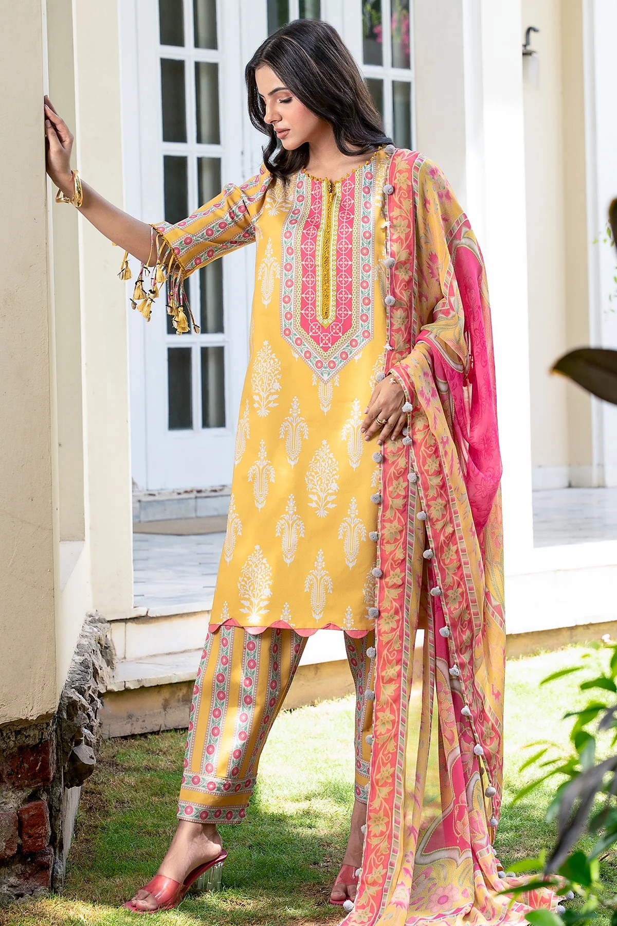 3-PC Printed Lawn Suit CP6-26 PSOK - Image 3