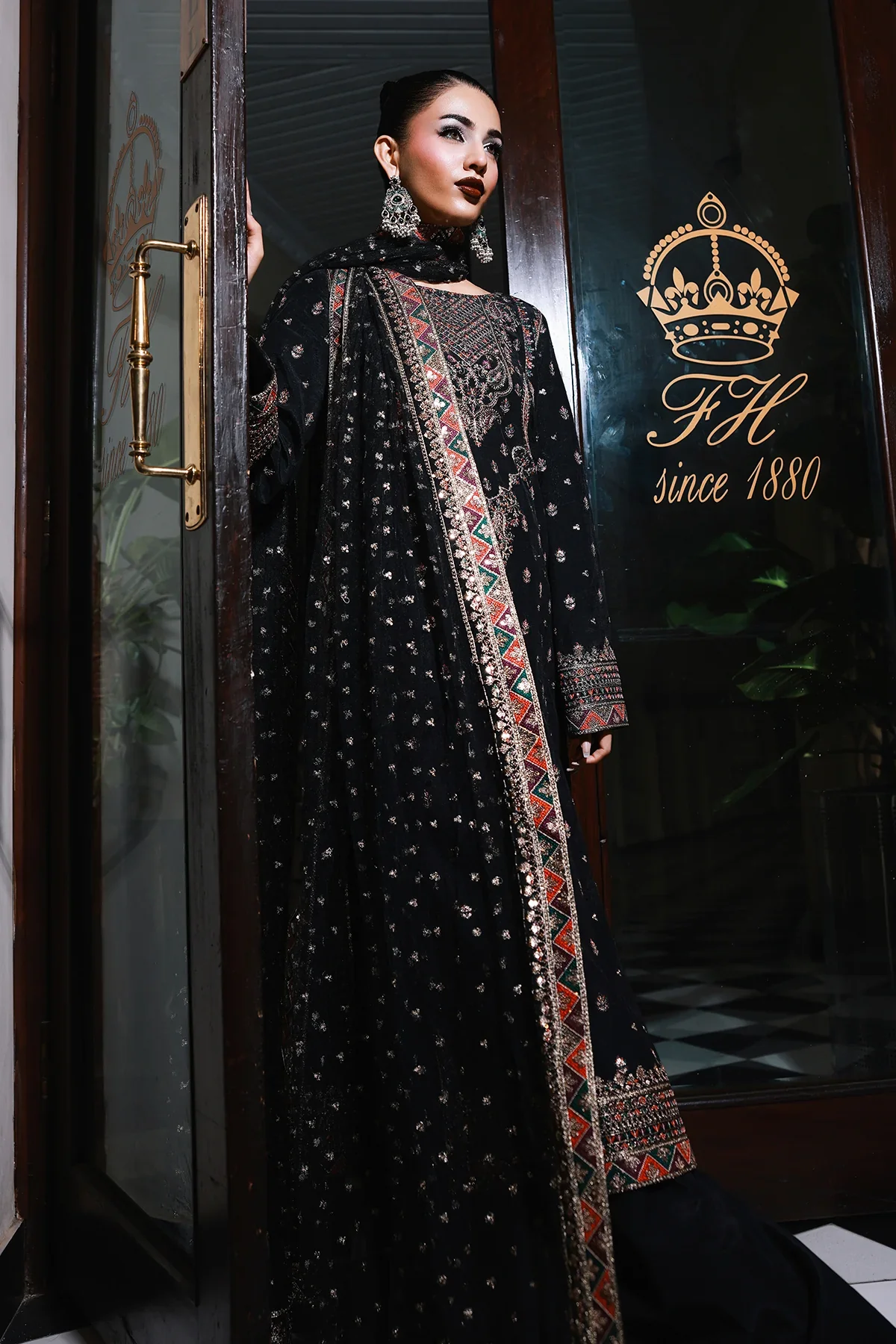 3-PC Embroidered Raw-Silk Suit CMA-5-136A - Image 3