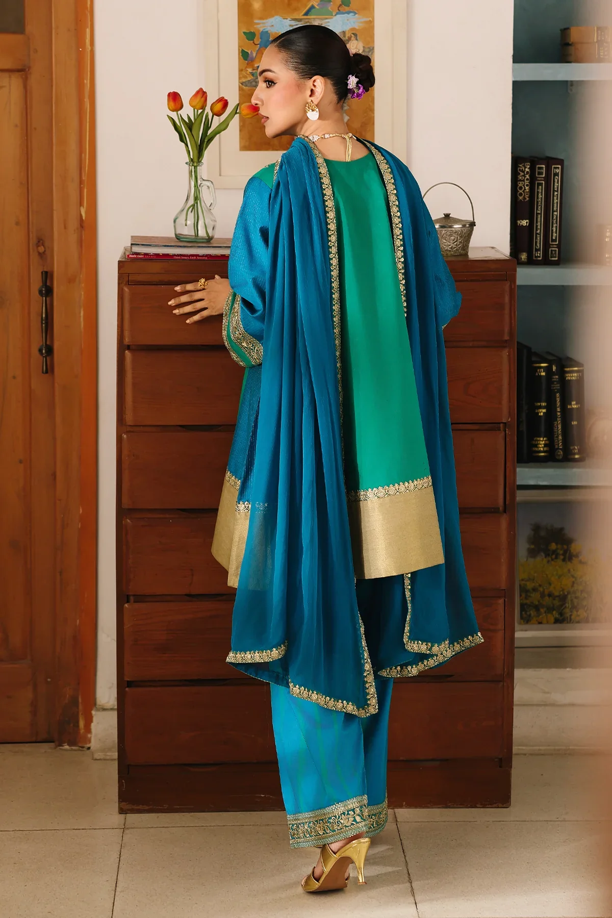 3-PC Embroidered Zarri Lawn CMA-6-282 - Image 4