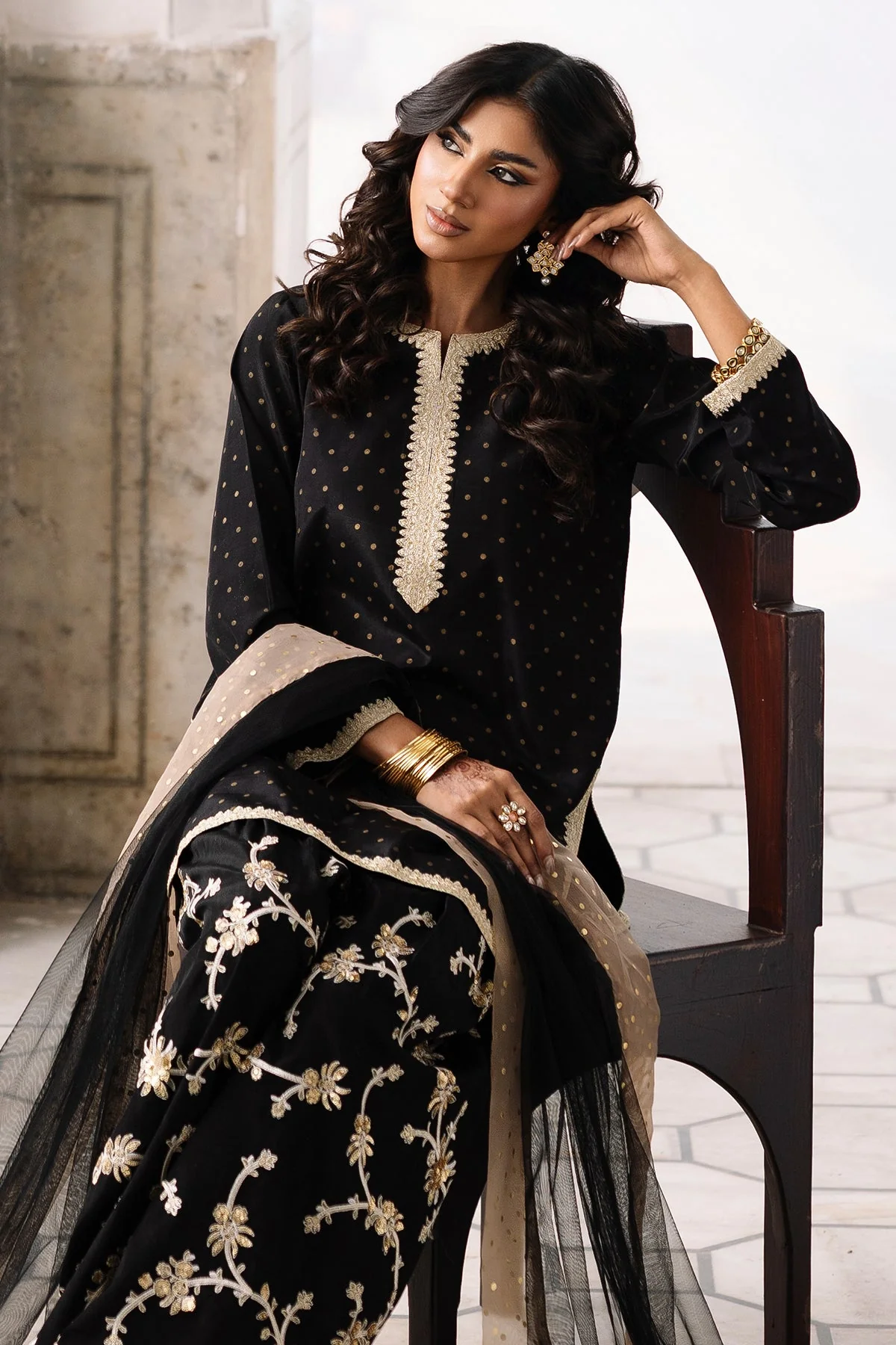 3-PC Embroidered Raw-Silk Suit CMA-6-351 - Image 4