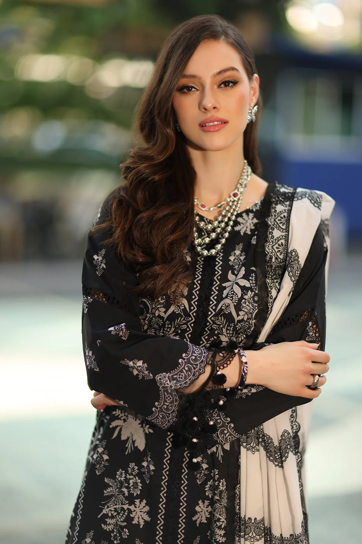 3-PC Stitched Embroidered Lawn  Collection RN6-01 PSOK - Image 2