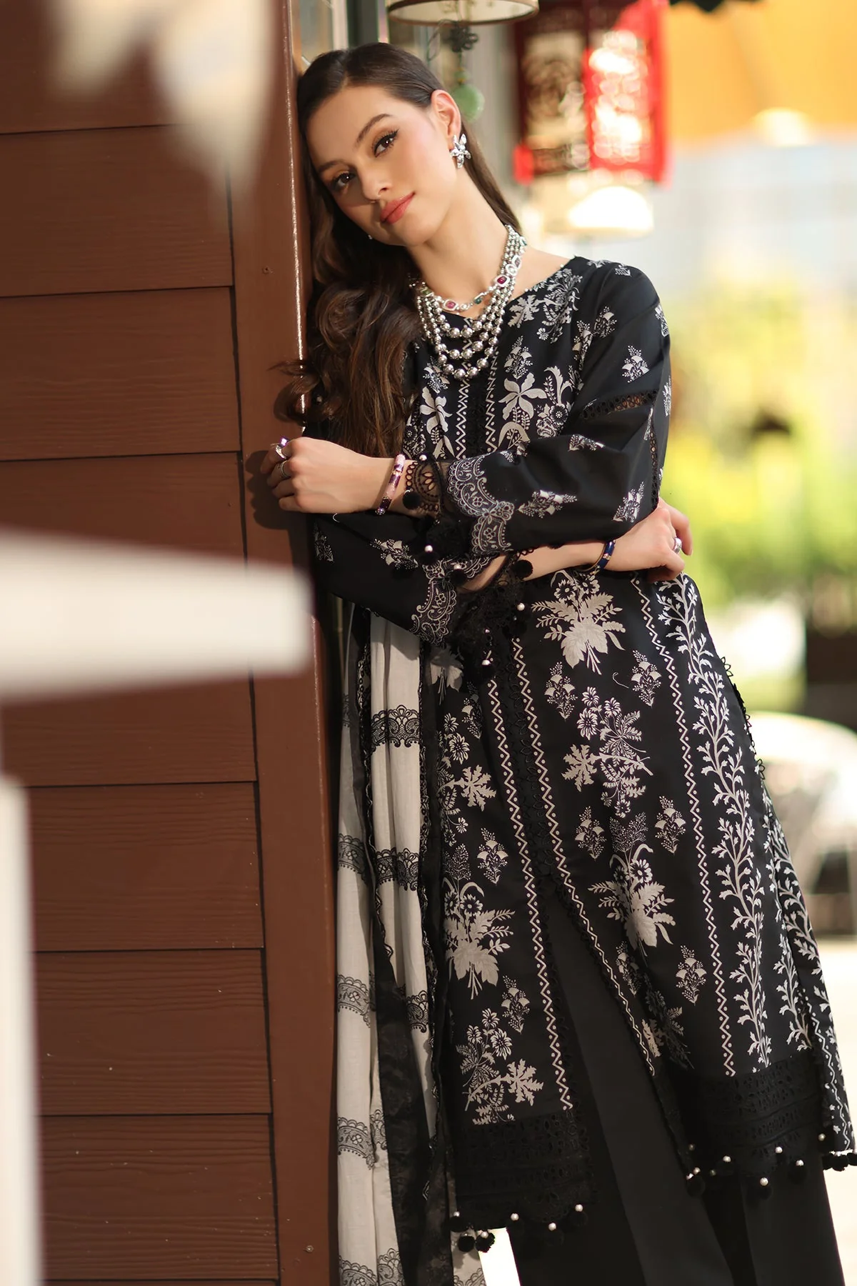 3-PC Stitched Embroidered Lawn  Collection RN6-01 PSOK - Image 5