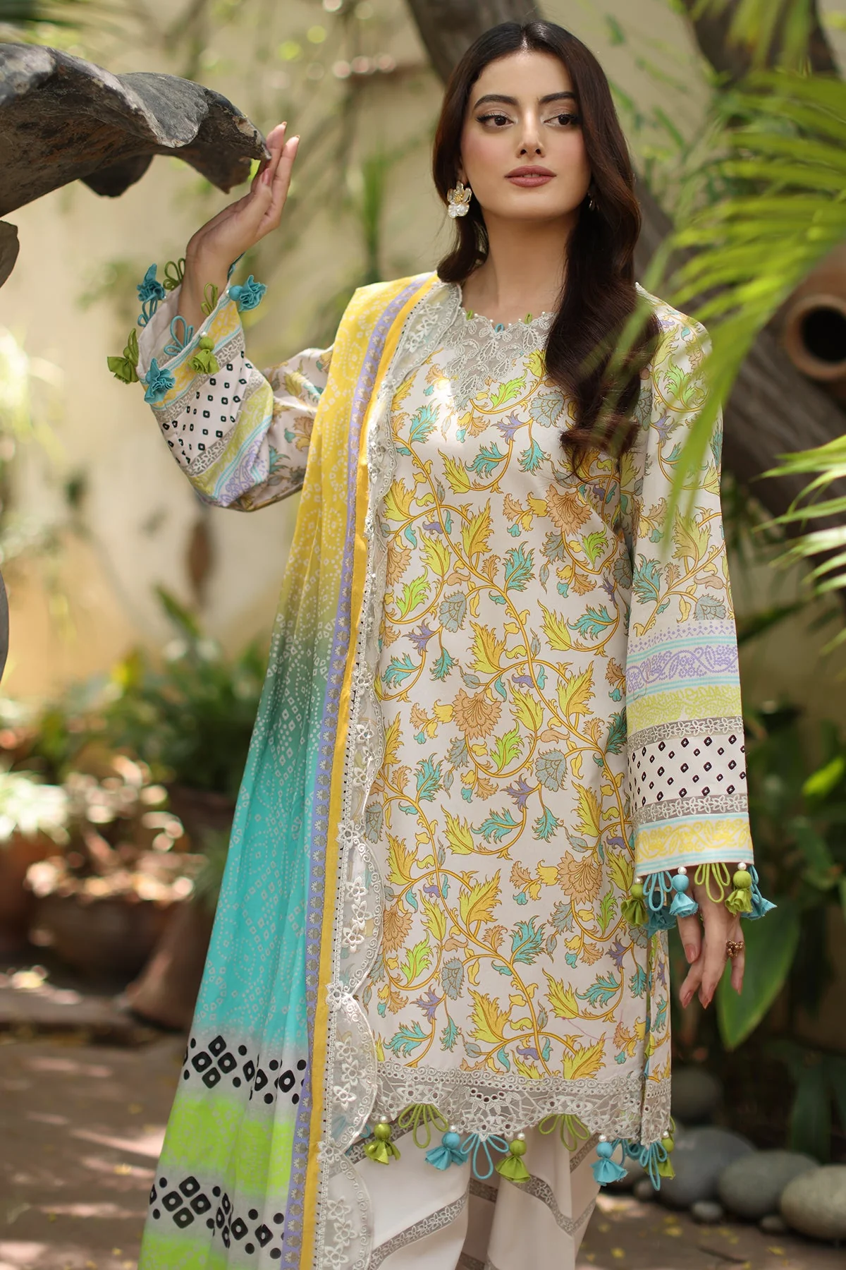 3-PC Stitched Embroidered Lawn  Collection RN6-05 PSOK - Image 3